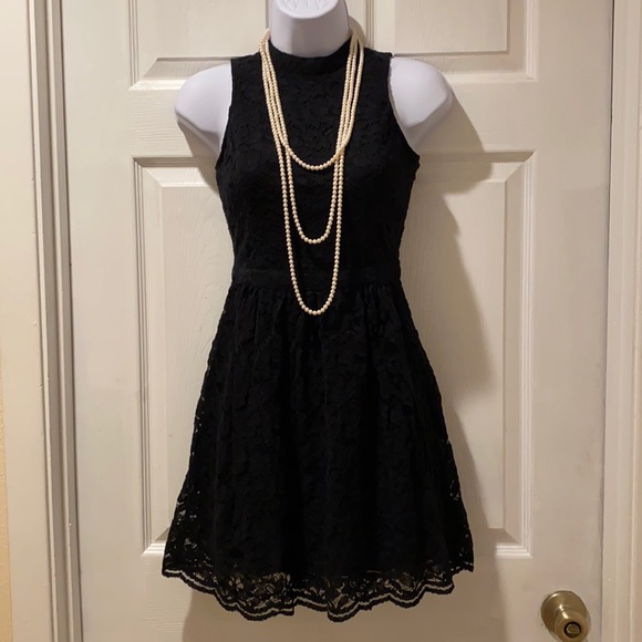 Hollister Dresses & Skirts - Hollister mock neck open back fit & flare dress S